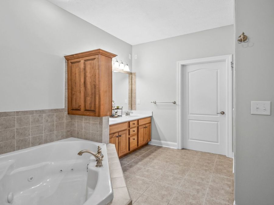 Property Image 90