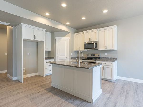 2253 S 1090 W, Unit 75, Nibley, UT 84321