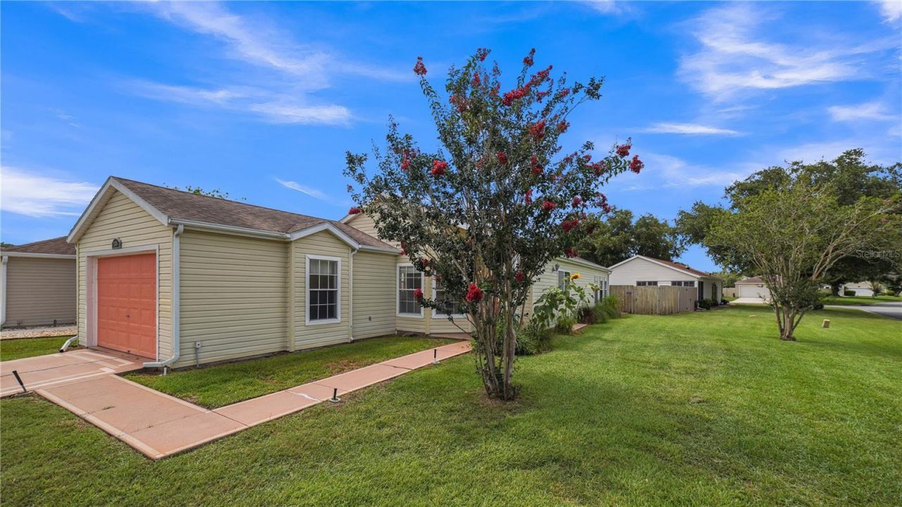 25345 Green Heron Drive , Leesburg, FL 34748 Photo