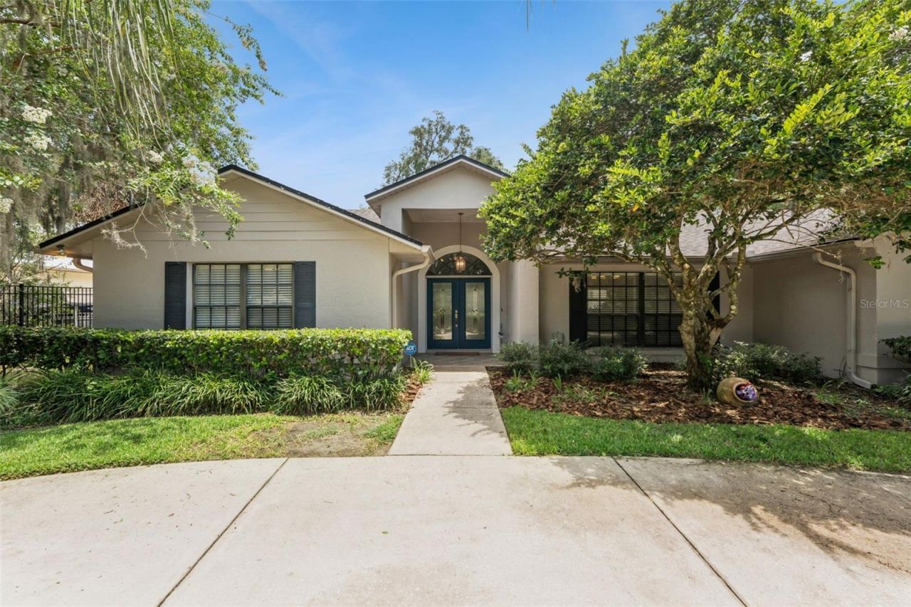 390 Smith Street, Oviedo, FL 32765 Main Photo