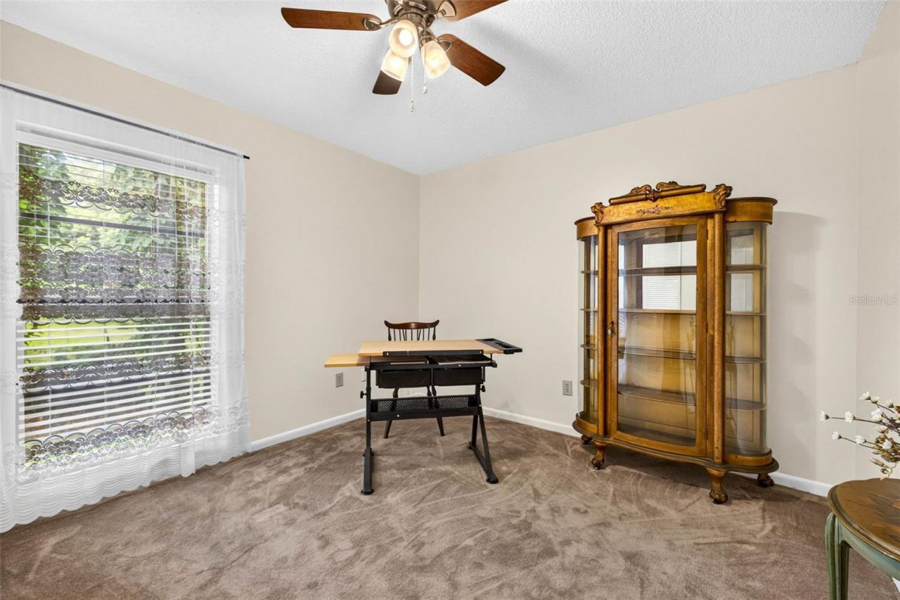 910 Hillside Drive , Lutz, FL 33549 Photo