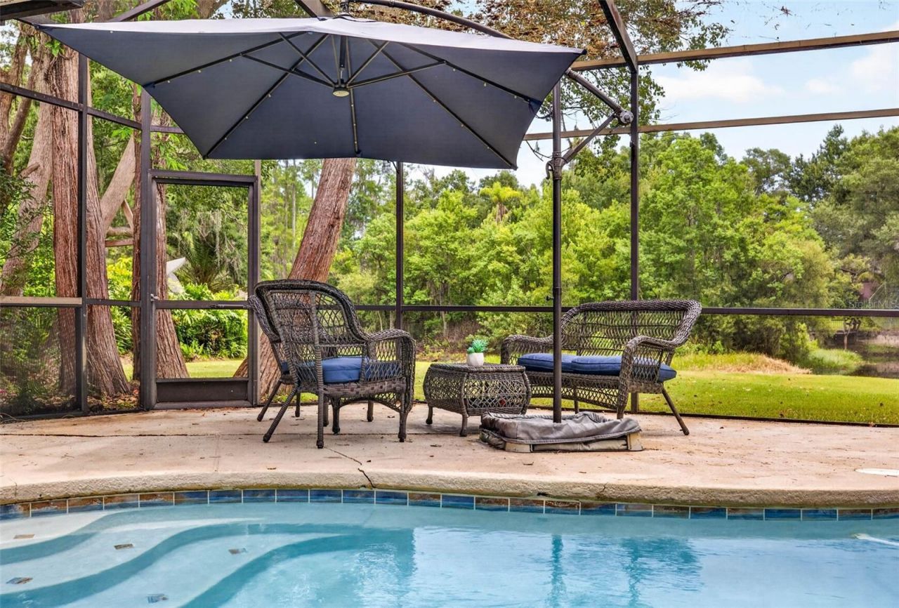 910 Hillside Drive , Lutz, FL 33549 Photo