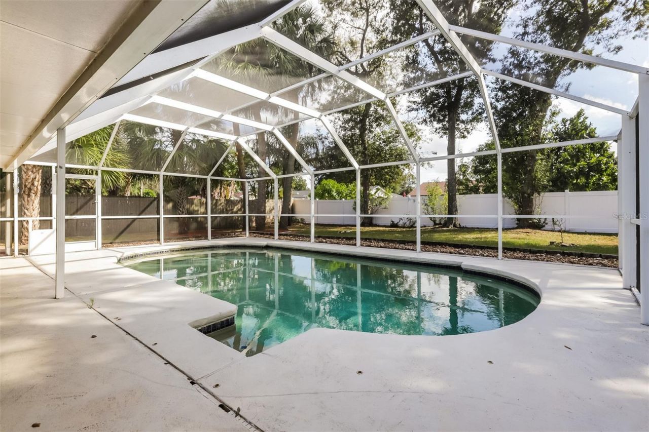 762 Isleton Drive , Brandon, FL 33511 Photo