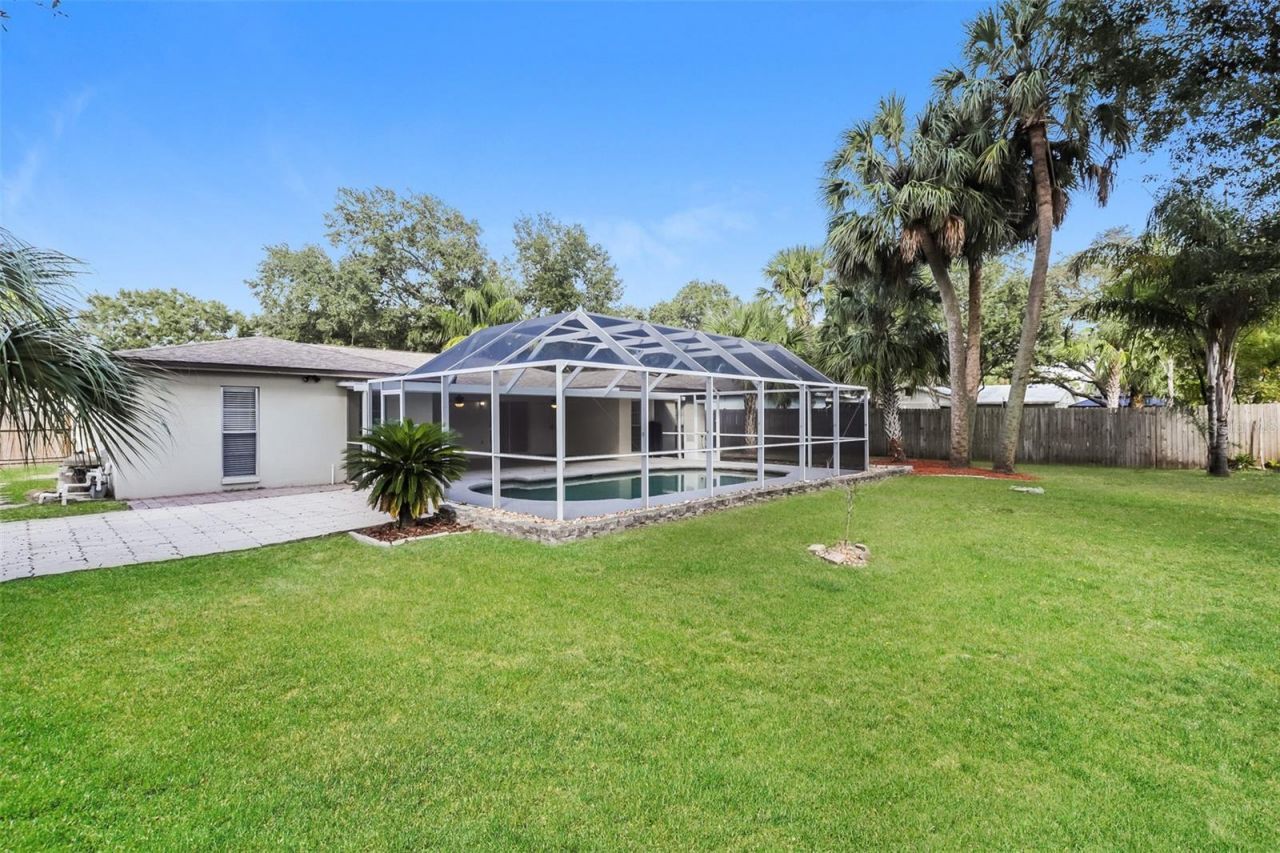 762 Isleton Drive , Brandon, FL 33511 Photo