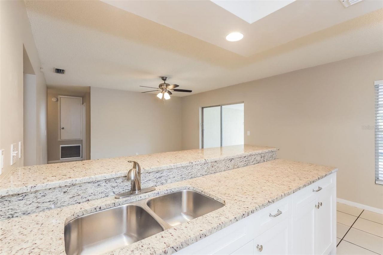 762 Isleton Drive , Brandon, FL 33511 Photo