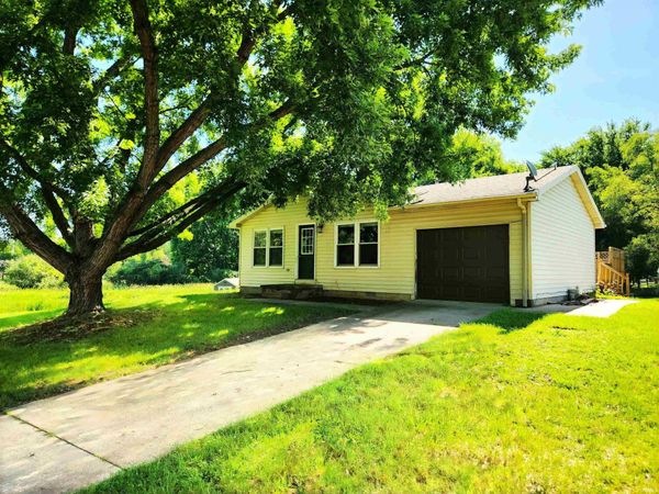 404 Aspen Court, Warsaw, IN 46580