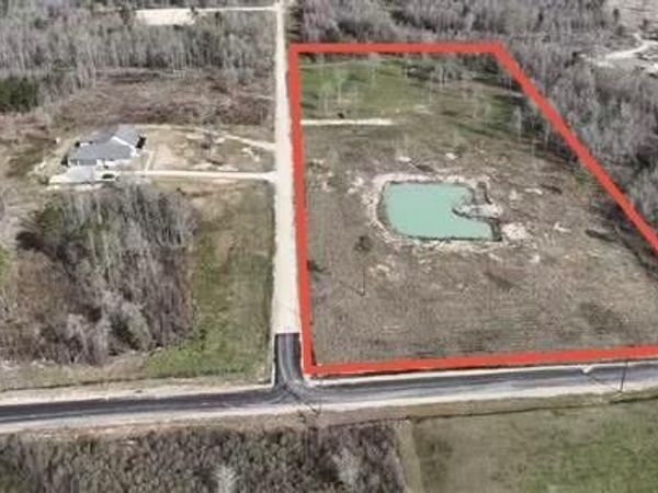 RUE ORLEANS Road, Holden, LA 70744