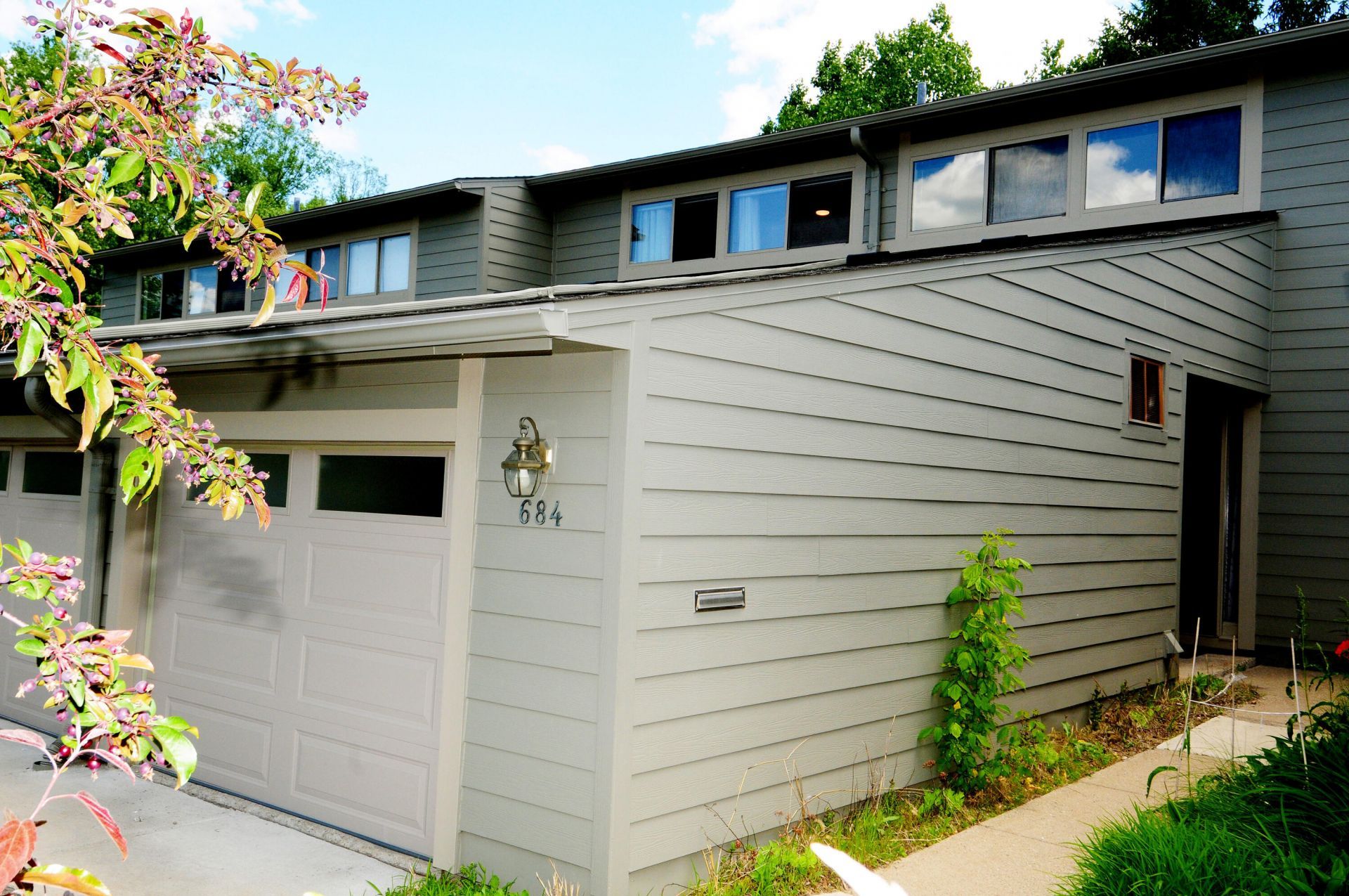 684 Peninsula Court, Ann Arbor, MI 48105 Main Photo