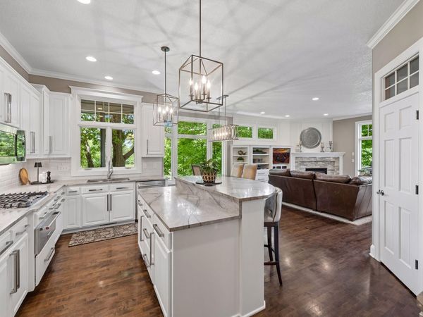 18000 Turtle Point, Eden Prairie, MN 55347