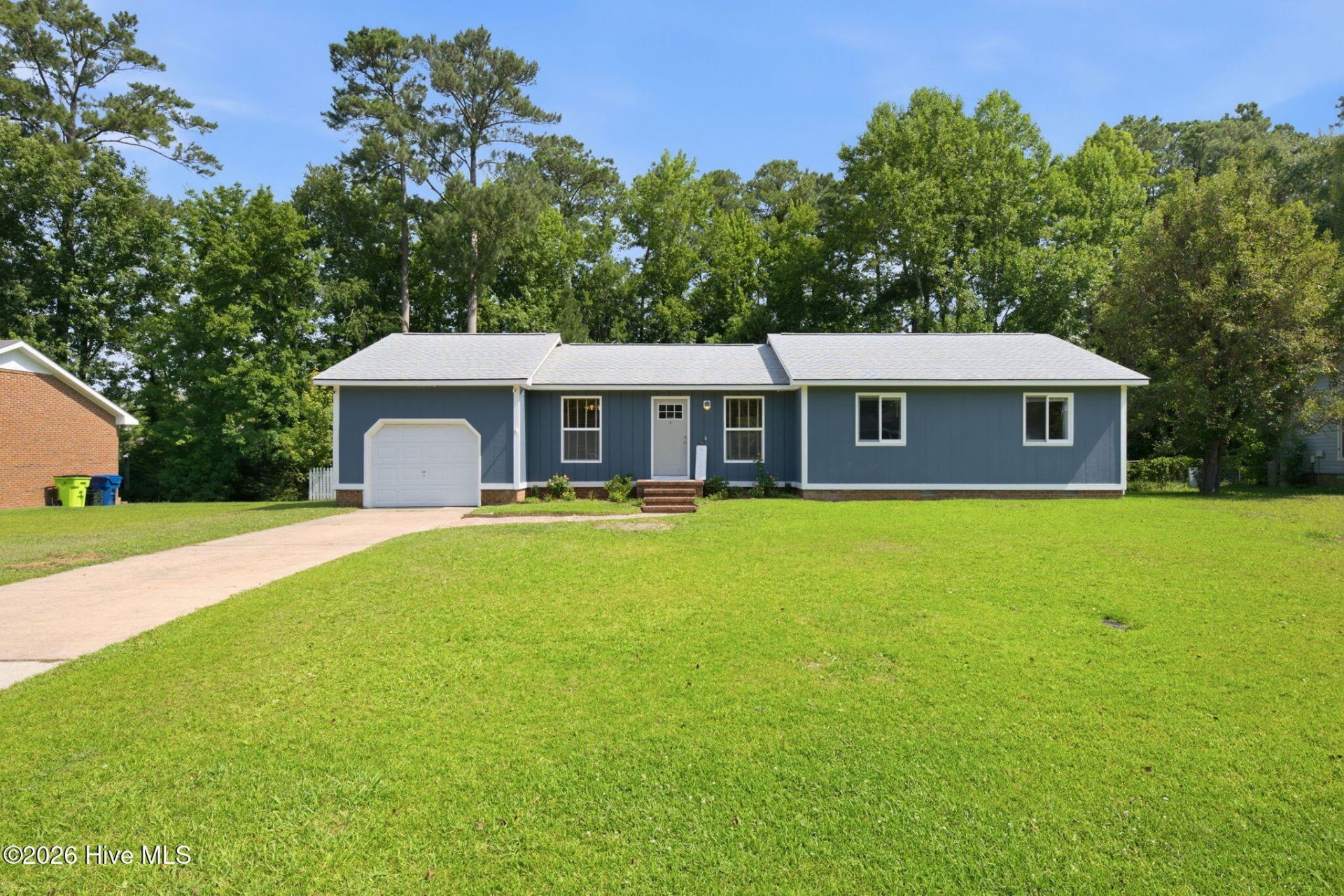 211 Nottingham Drive, Havelock, NC 28532 Main Photo