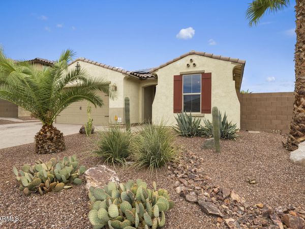18202 W RAYMOND Street, Goodyear, AZ 85338