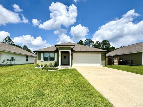 9676 Angel Oak Dr, Pensacola, FL 32526