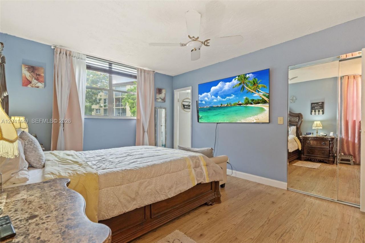 2871 Somerset Dr, Unit 102, Lauderdale Lakes, FL 33311 Photo