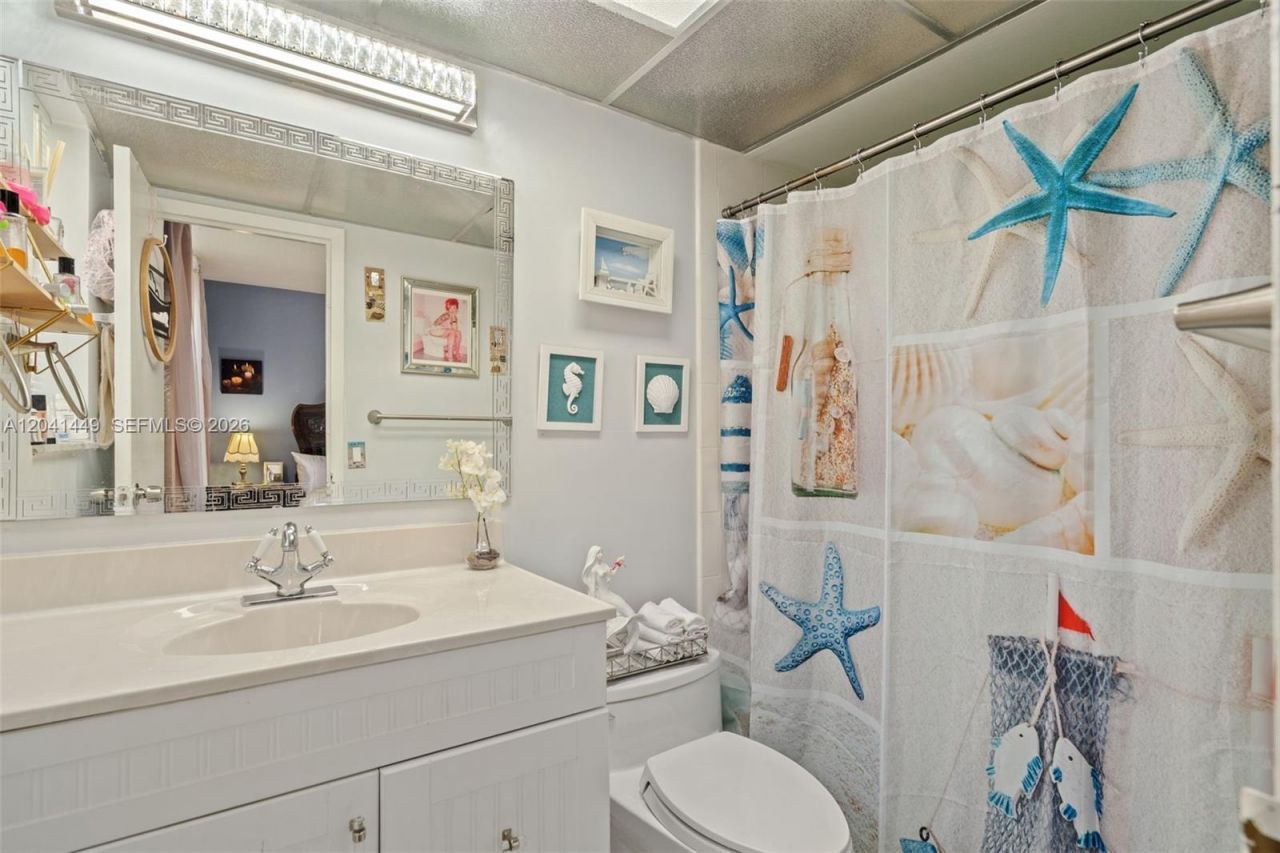 2871 Somerset Dr, Unit 102, Lauderdale Lakes, FL 33311 Photo