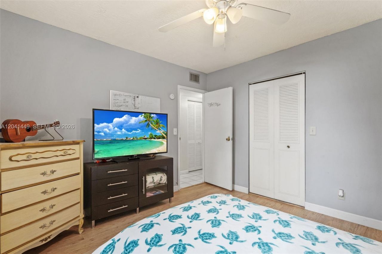 2871 Somerset Dr, Unit 102, Lauderdale Lakes, FL 33311 Photo