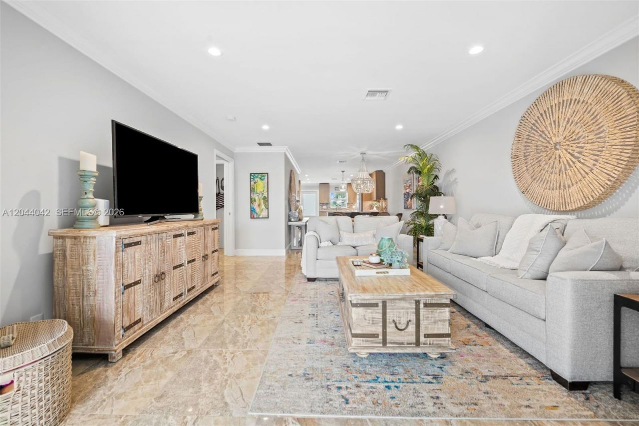 711 N Riverside Dr , Unit 302, Pompano Beach, FL 33062 Photo