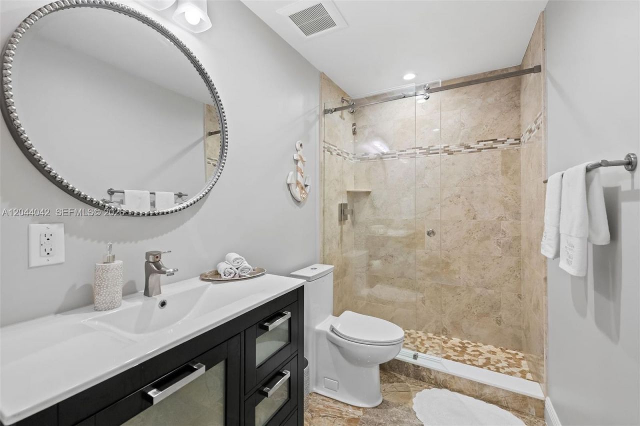 711 N Riverside Dr , Unit 302, Pompano Beach, FL 33062 Photo