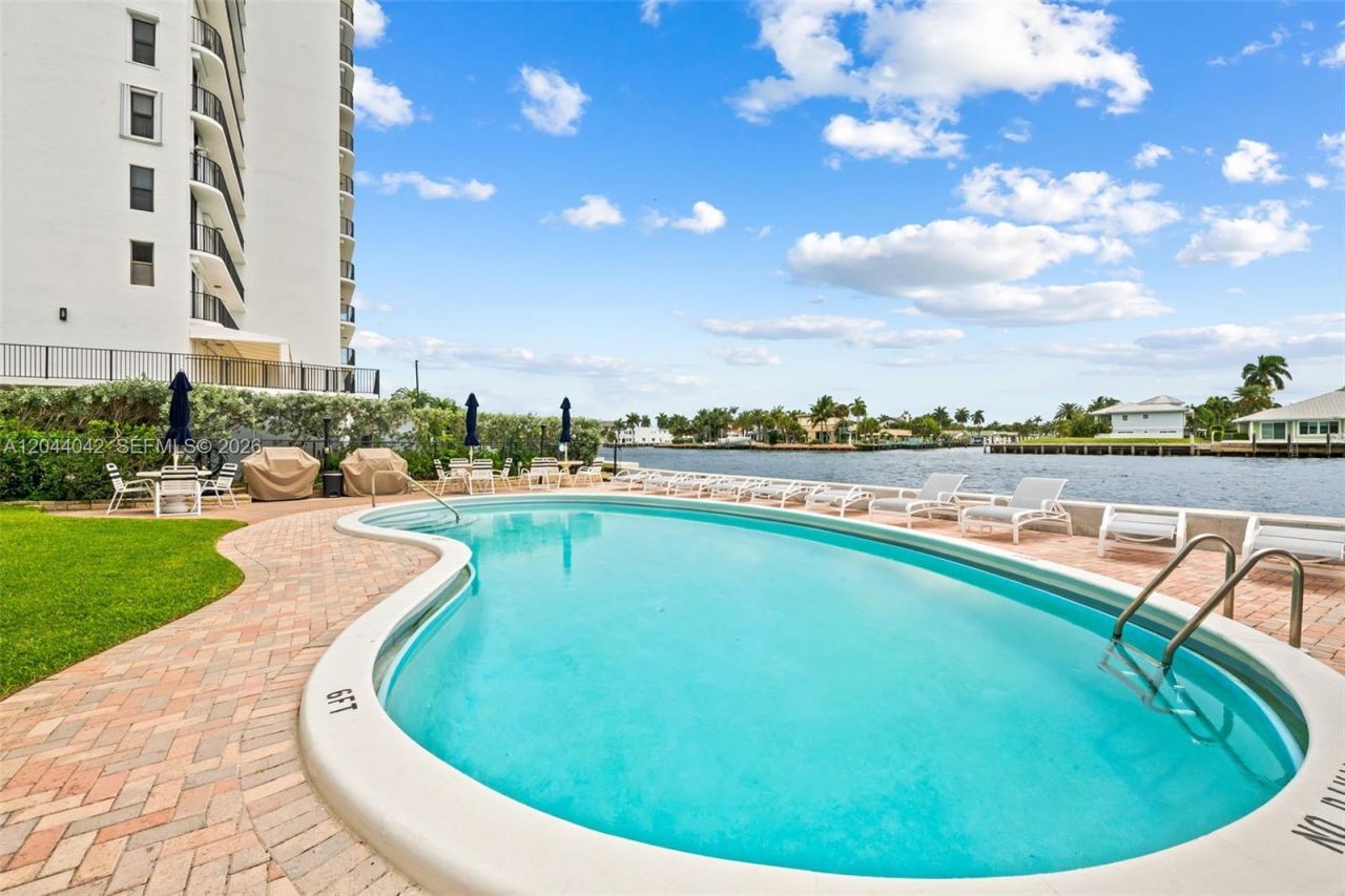 711 N Riverside Dr , Unit 302, Pompano Beach, FL 33062 Photo