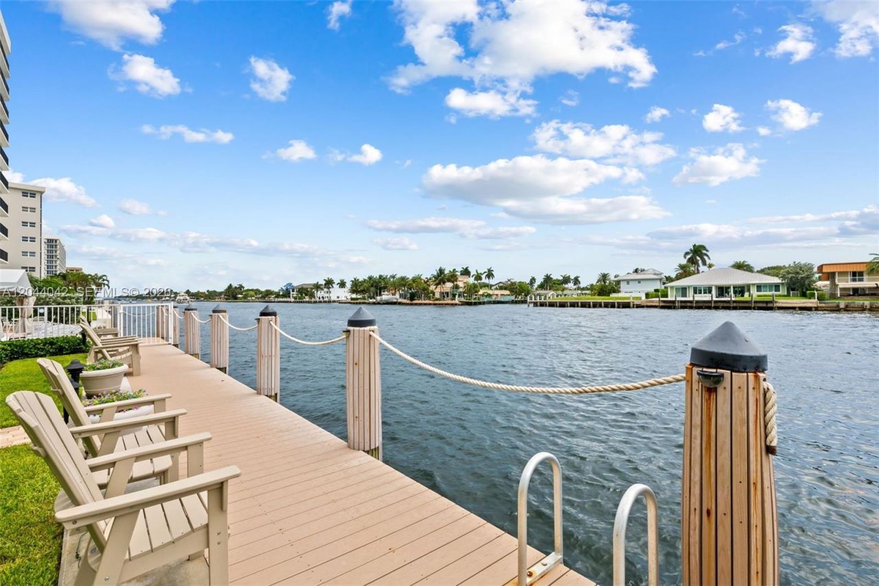 711 N Riverside Dr , Unit 302, Pompano Beach, FL 33062 Photo