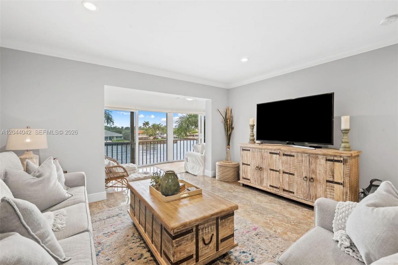 711 N Riverside Dr , Unit 302, Pompano Beach, FL 33062 Photo
