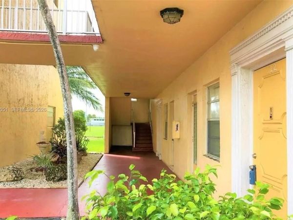 3940 NW 42nd Ave , Unit 122, Lauderdale Lakes, FL 33319