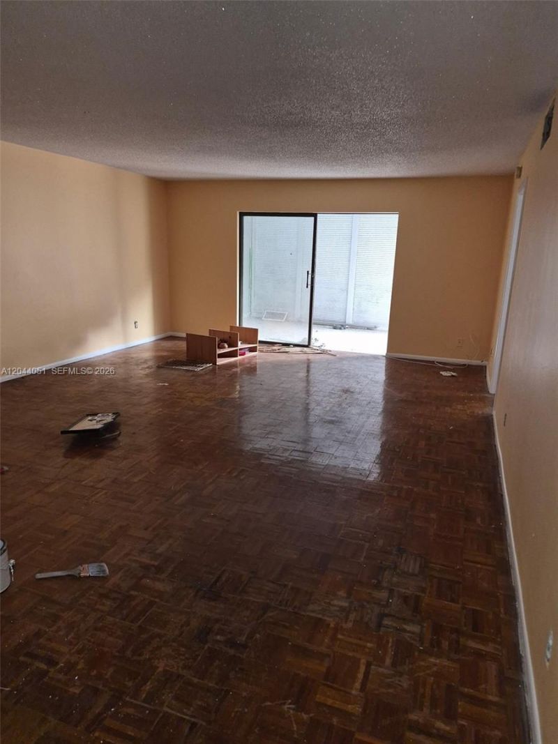 3940 NW 42nd Ave , Unit 122, Lauderdale Lakes, FL 33319 Photo