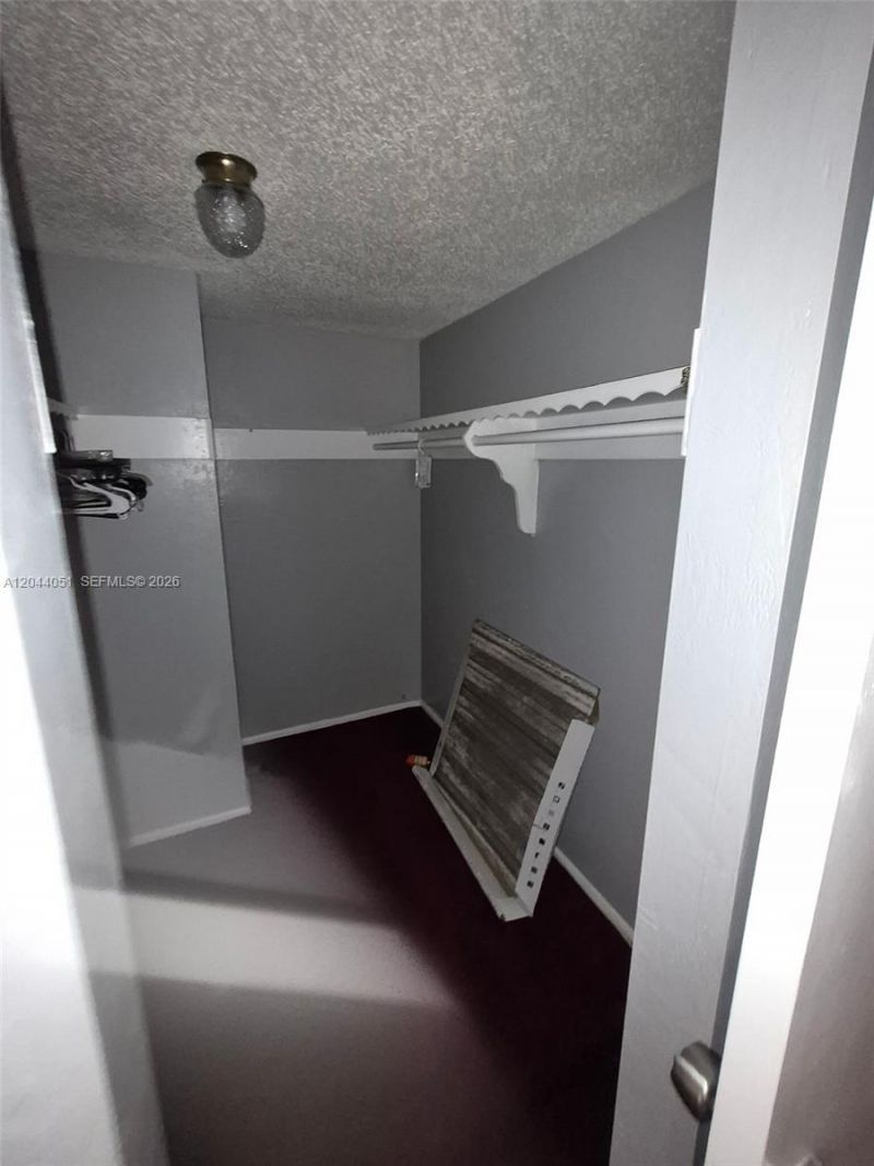 3940 NW 42nd Ave , Unit 122, Lauderdale Lakes, FL 33319 Photo