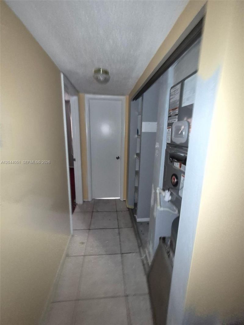 3940 NW 42nd Ave , Unit 122, Lauderdale Lakes, FL 33319 Photo