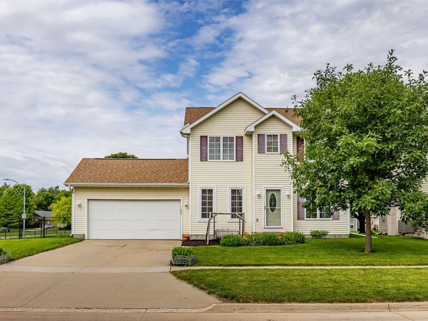 1624 3rd Avenue SE, Altoona, IA 50009