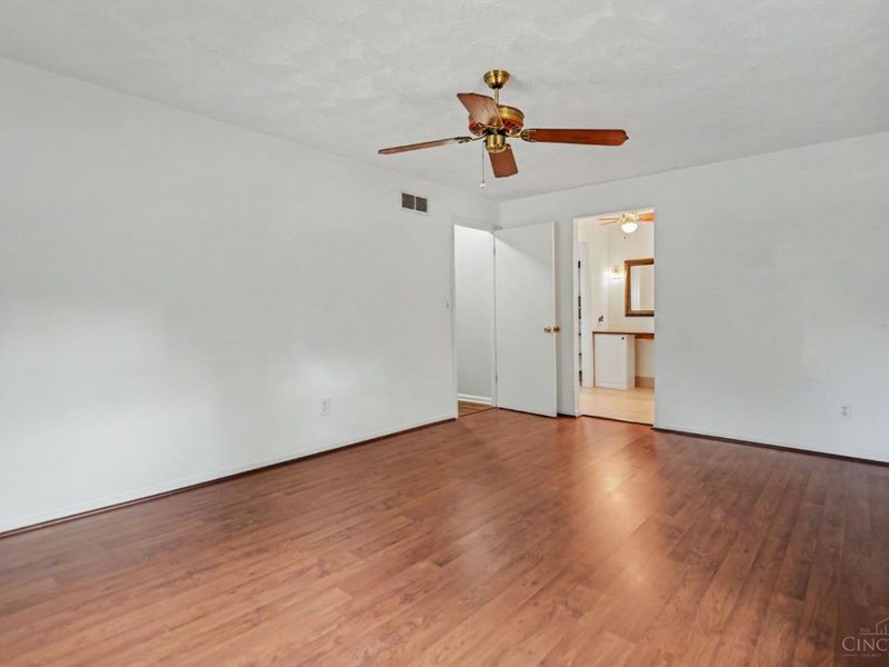 1896 Velma Court, Anderson Twp, OH 45255 Photo 14