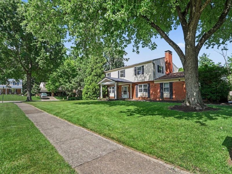 1896 Velma Court, Anderson Twp, OH 45255 Photo 3