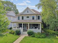 407 McKinley Avenue, Libertyville, IL 60048 primary photo