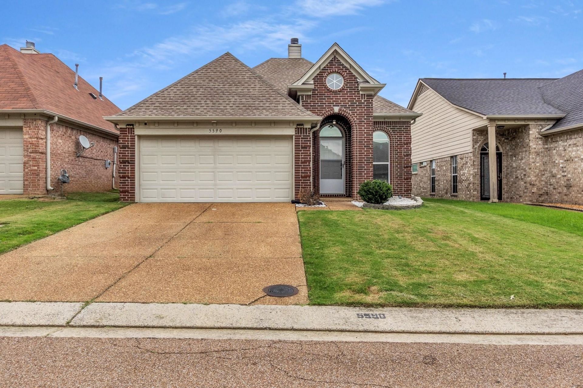 5590 Queens Ring Cv, Memphis, TN 38125 Main Photo