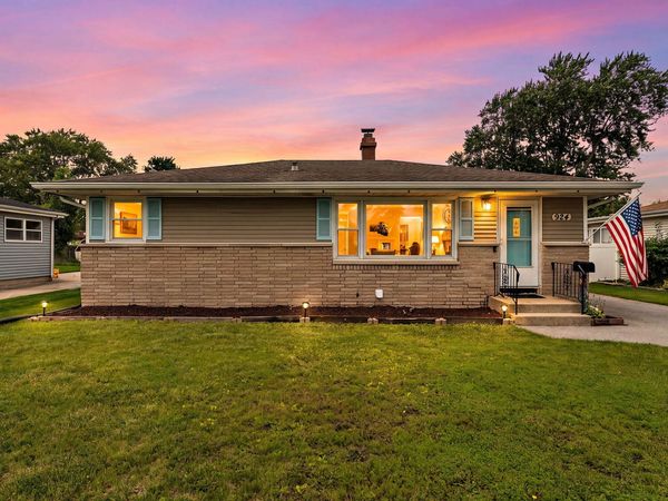 924 N Elmer Street , Griffith, IN 46319
