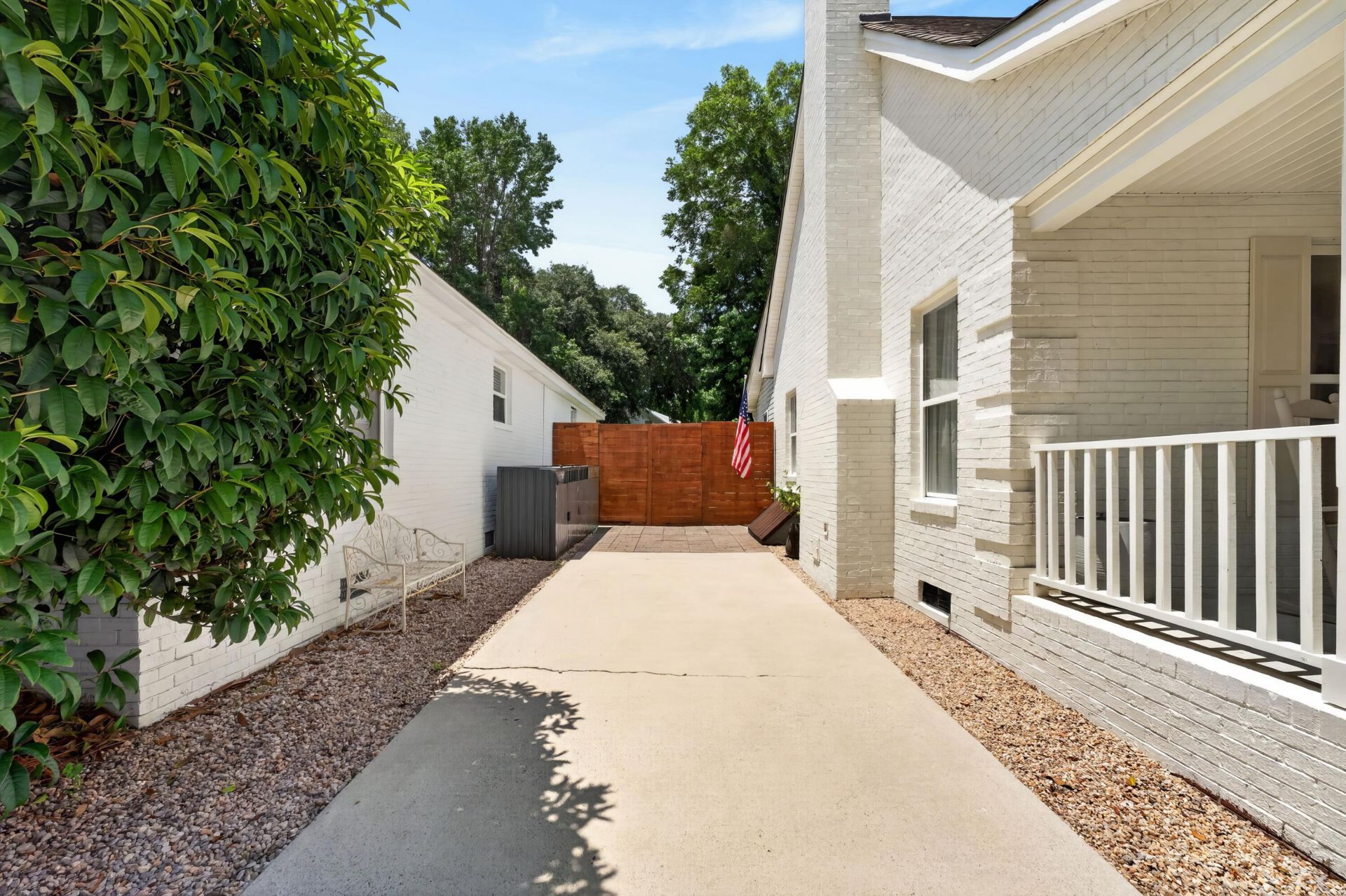 1175 Lazy Lane Photo 4