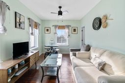 54 Wentworth Street photo 4