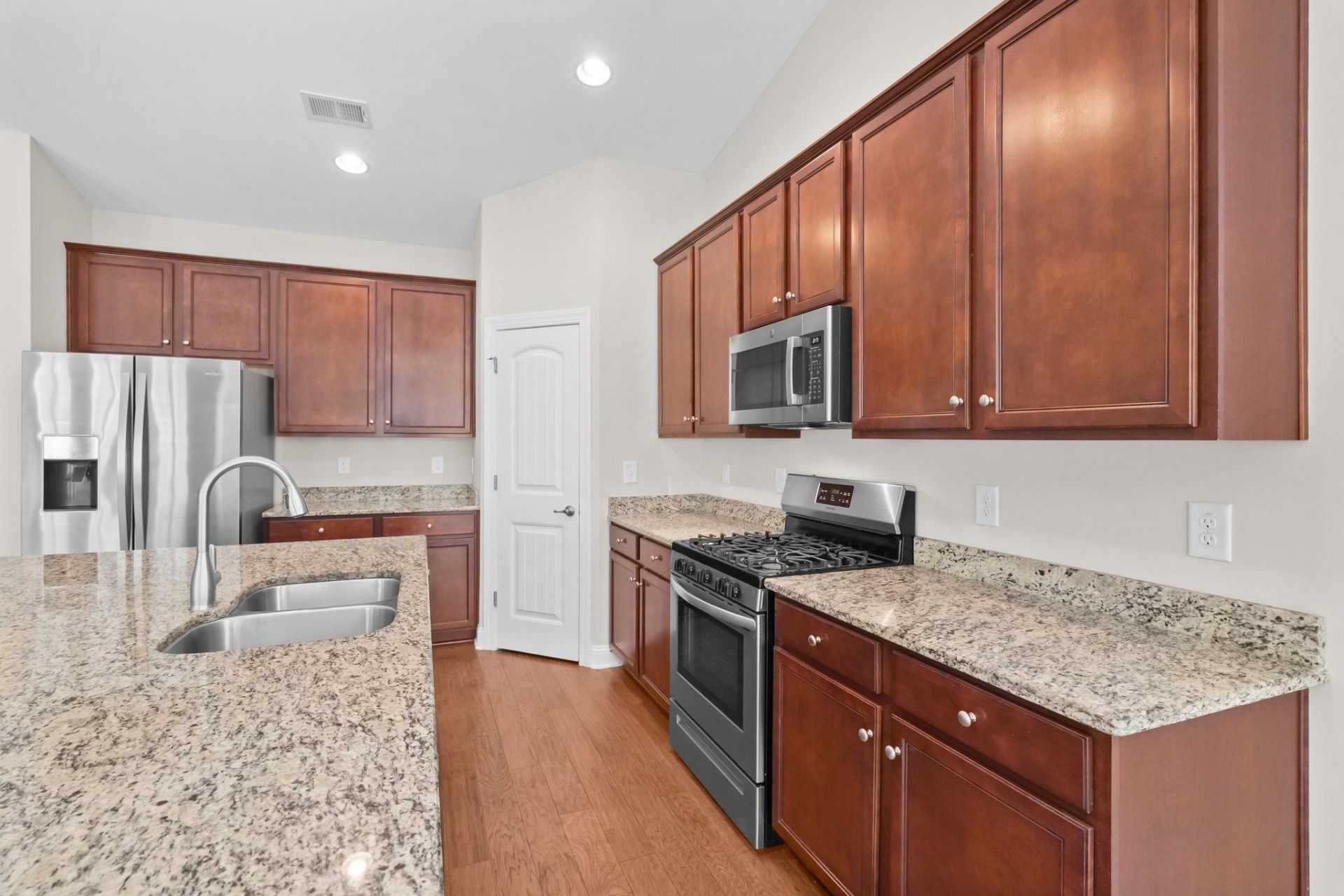 1801 Orchard Dr. Photo 22