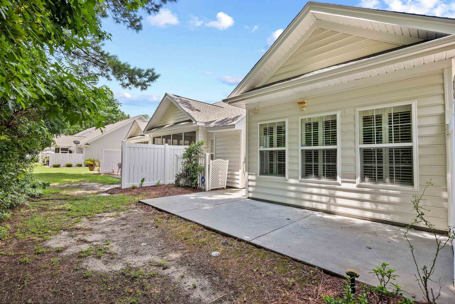 714 Botany Loop Photo 19