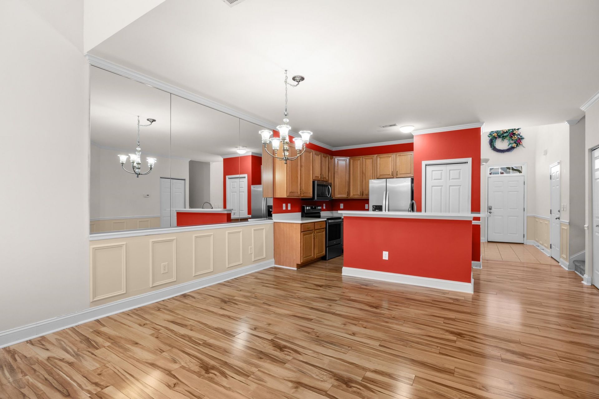 714 Botany Loop Photo 9