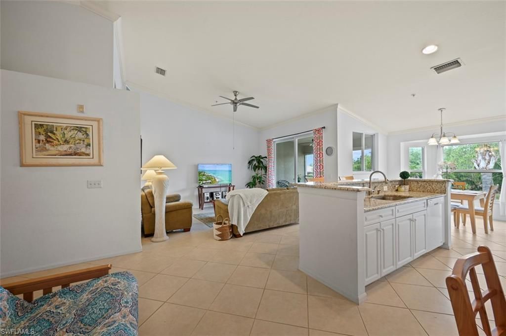 20010 Barletta Ln, Unit 622, Estero, FL 33928 Photo