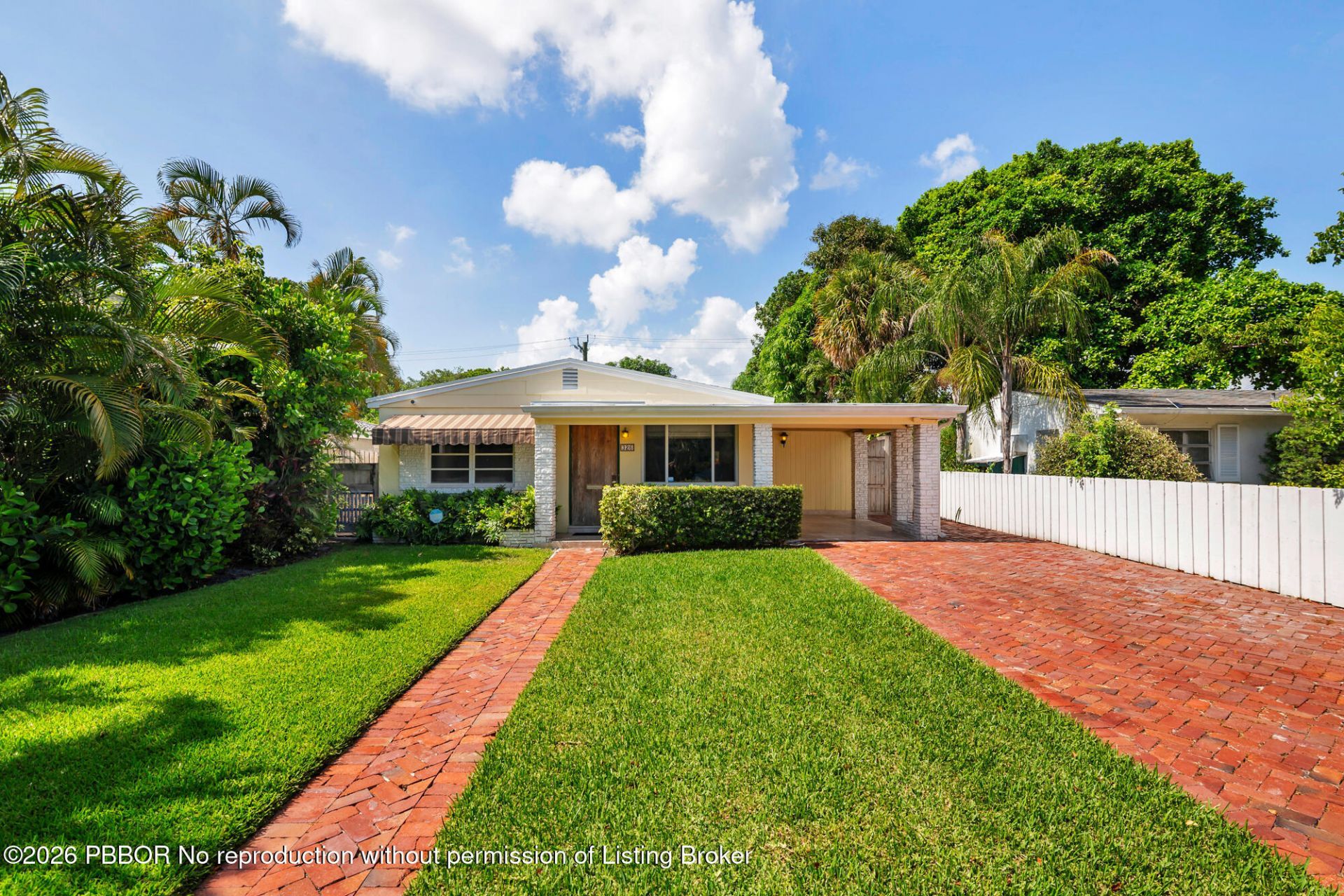 326 Marlborough Place, West Palm Beach, FL 33405 Photo