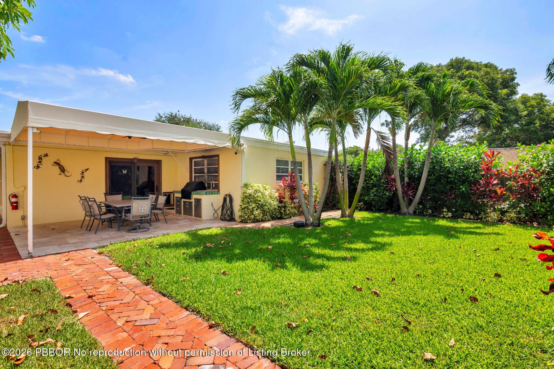 326 Marlborough Place, West Palm Beach, FL 33405 Photo