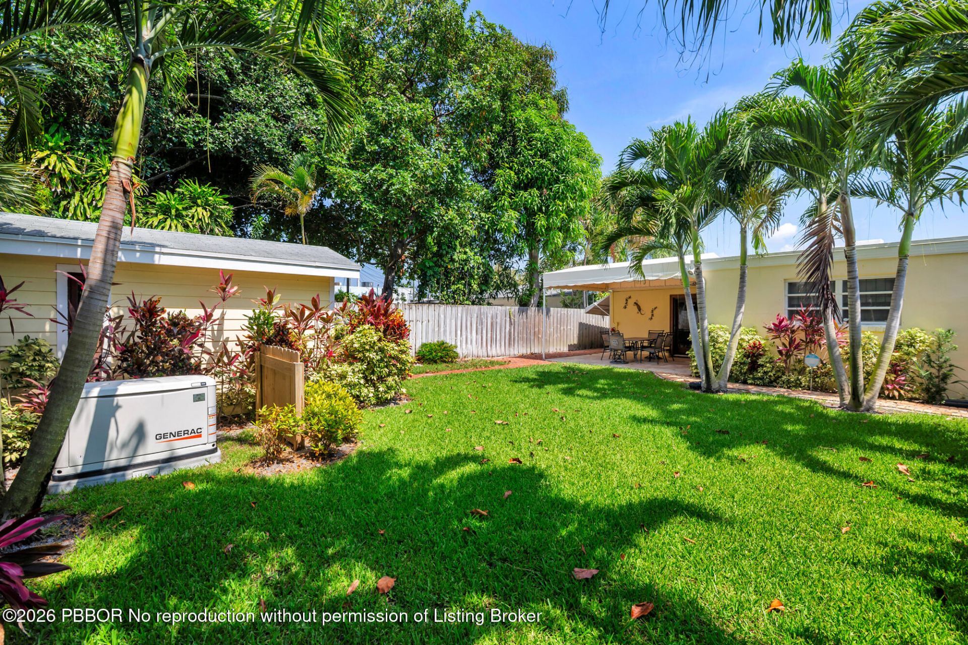 326 Marlborough Place, West Palm Beach, FL 33405 Photo