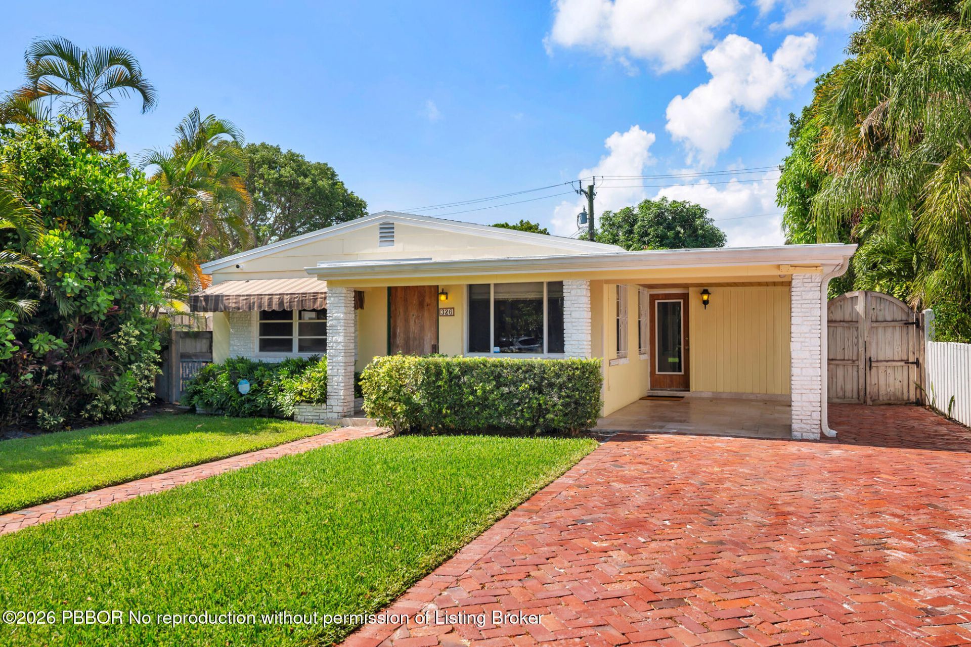 326 Marlborough Place, West Palm Beach, FL 33405 Photo