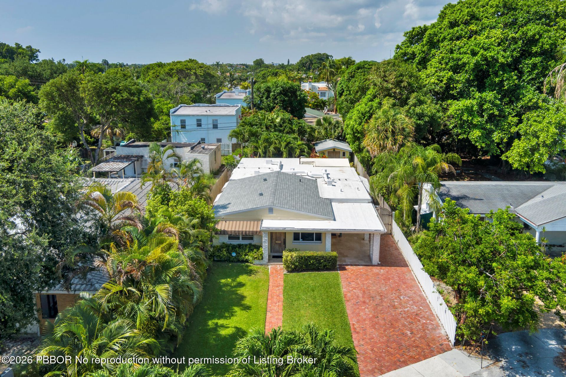 326 Marlborough Place, West Palm Beach, FL 33405 Photo