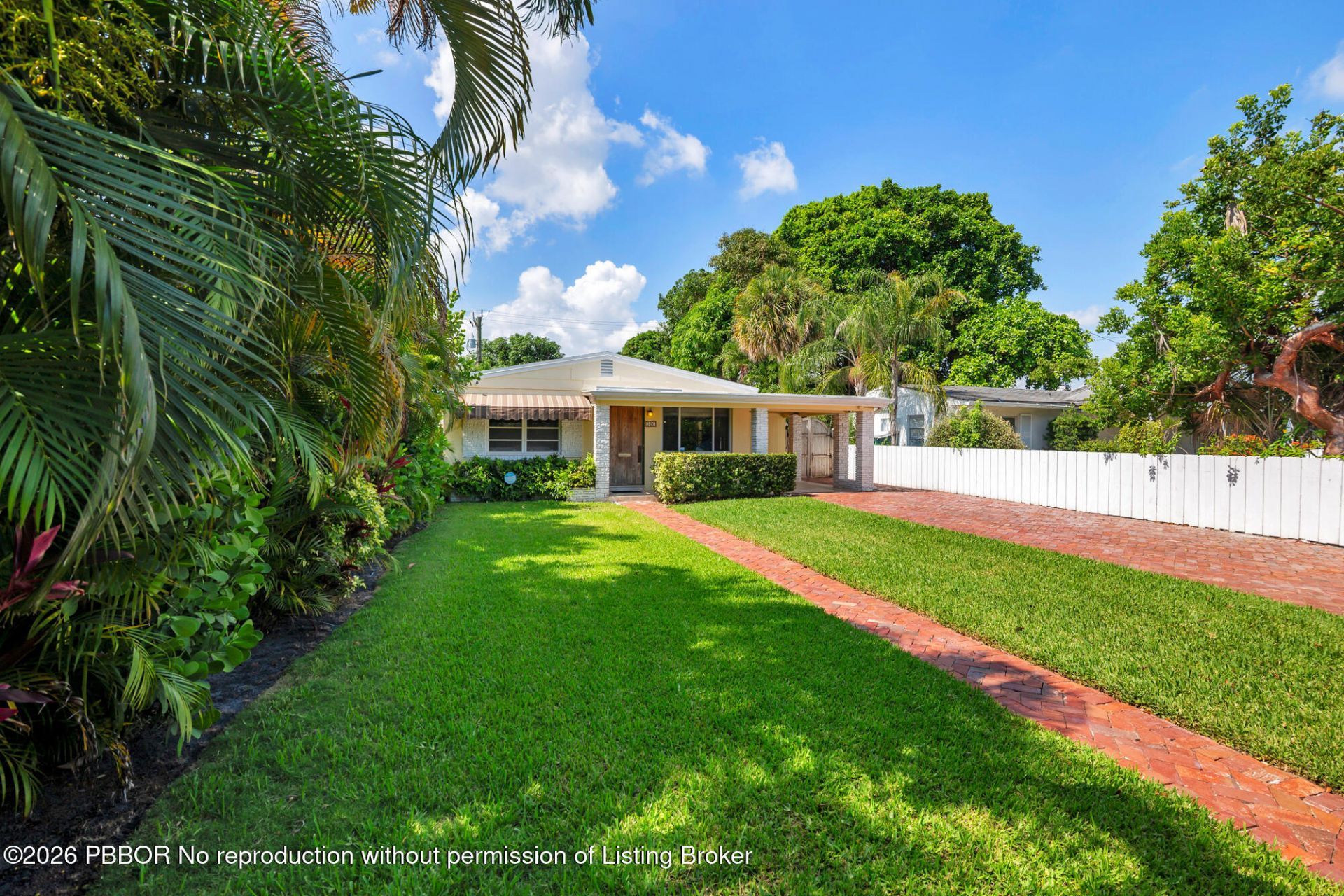 326 Marlborough Place, West Palm Beach, FL 33405 Photo