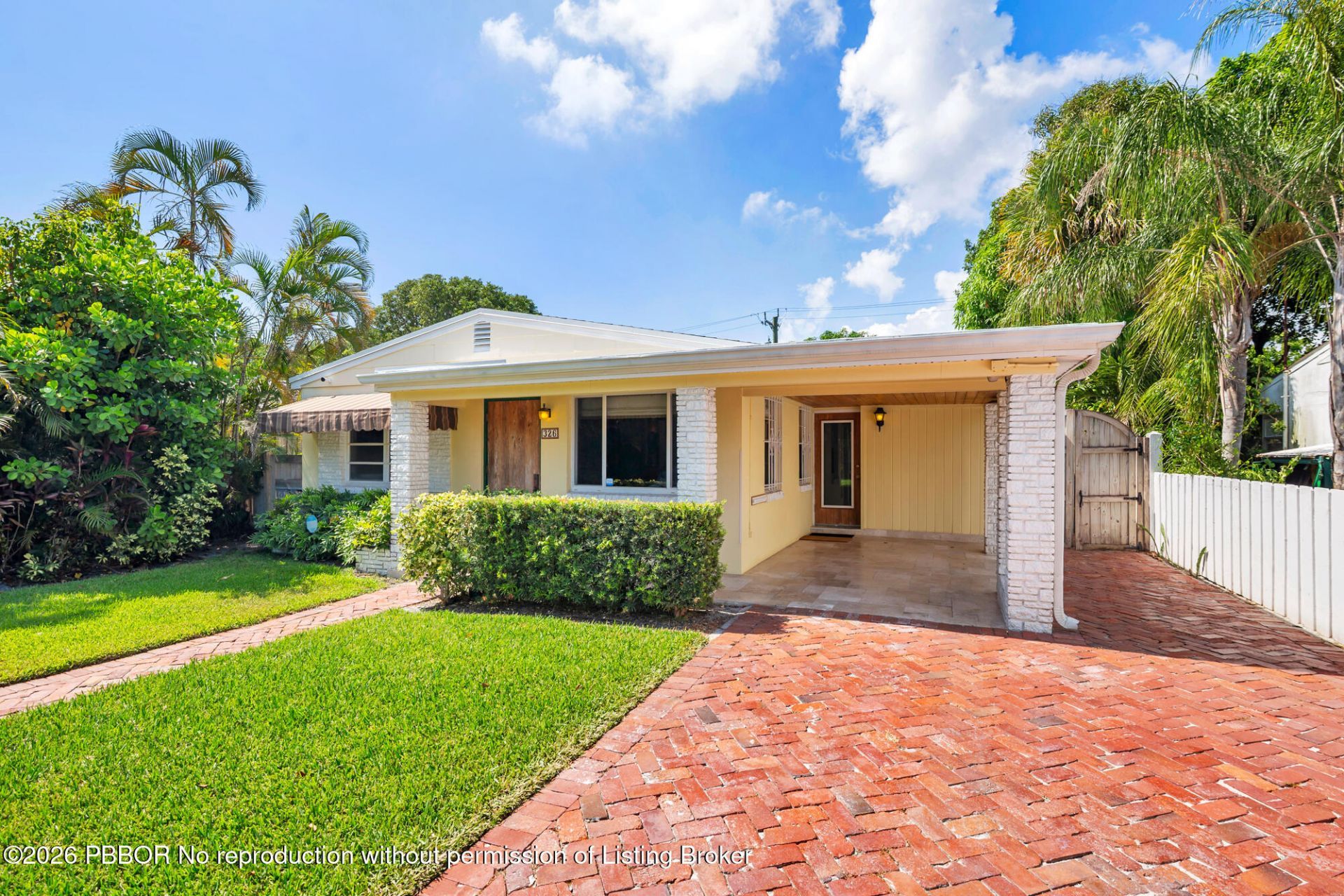 326 Marlborough Place, West Palm Beach, FL 33405 Photo