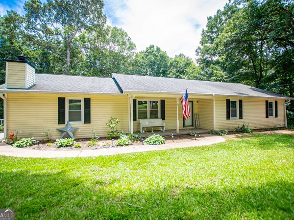 71 Oak Ridge Way, Bremen, GA 30110
