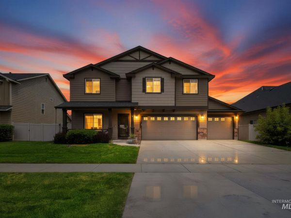 2890 NW 11th Avenue, Meridian, ID 83646