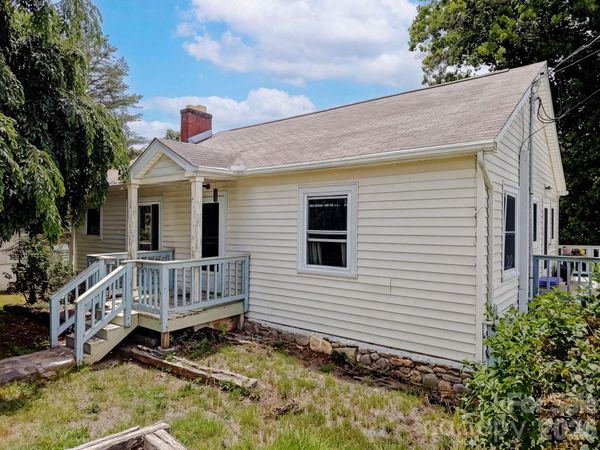 629 Bailey Street , Mars Hill, NC 28754